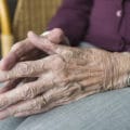 demencia personas mayores malos tratos