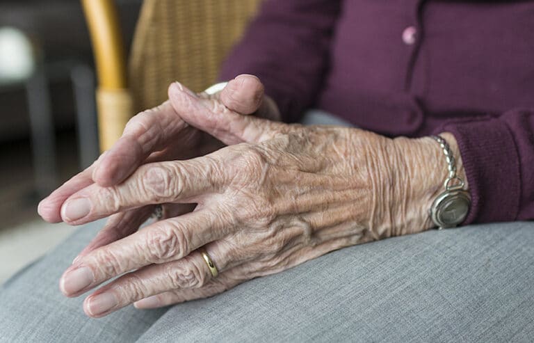 demencia personas mayores malos tratos